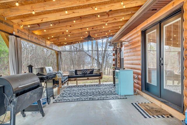 8013 Springwood RD, Buchanan, VA 24066