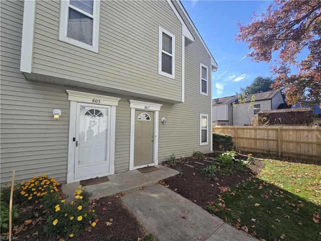 807 Zircon CT, Virginia Beach, VA 23462