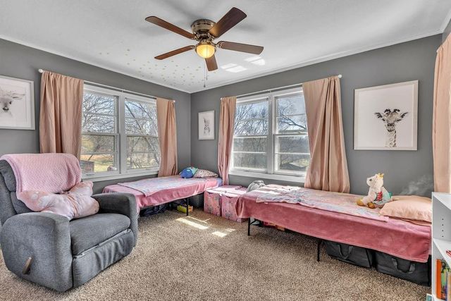 3114 Gene Field Road, St Joseph, MO 64506