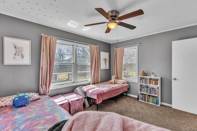 3114 Gene Field Road, St Joseph, MO 64506