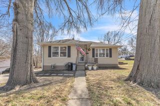 3114 Gene Field Road, St Joseph, MO 64506