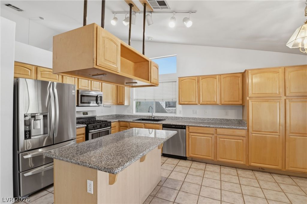 3570 Yorba Linda Drive, Las Vegas, NV 89122 — photo 5