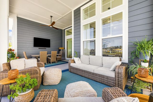 337 Starlit Way, Myrtle Beach, SC 29579