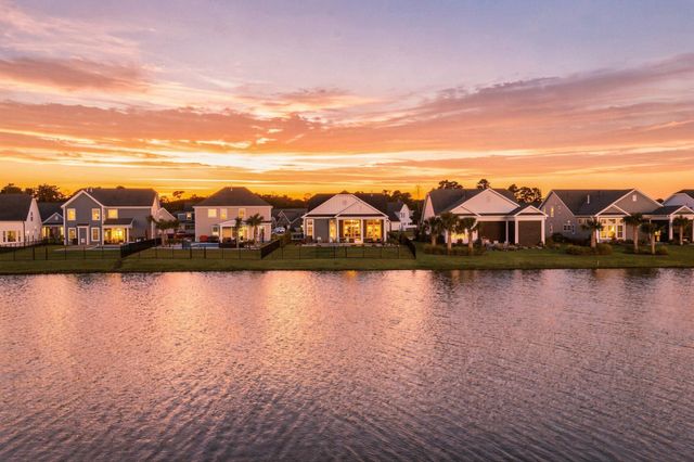 337 Starlit Way, Myrtle Beach, SC 29579