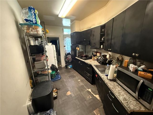 329 North Lumber Street, Allentown City, PA 18102