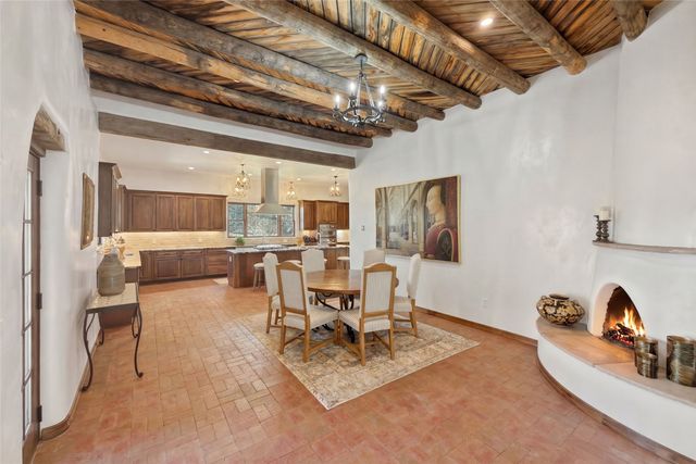 3 A Loma Manzanita, Santa Fe, NM 87506
