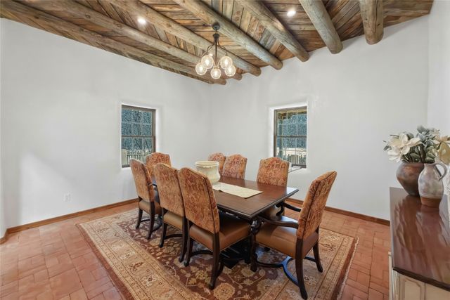 3 A Loma Manzanita, Santa Fe, NM 87506