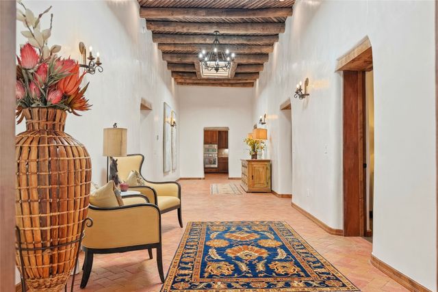 3 A Loma Manzanita, Santa Fe, NM 87506