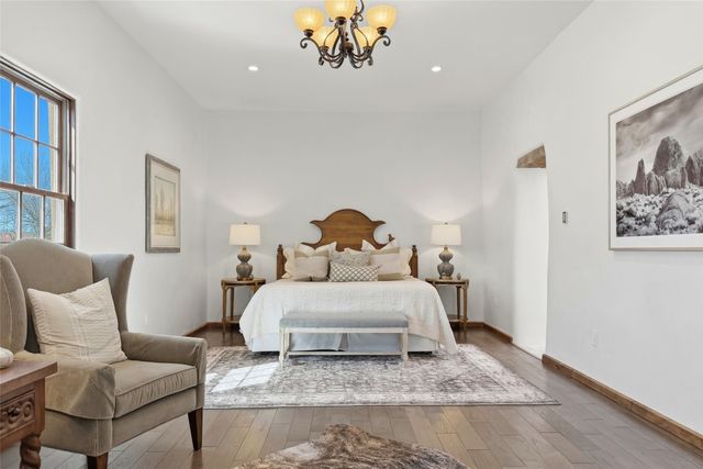 3 A Loma Manzanita, Santa Fe, NM 87506