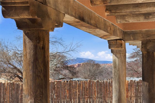 3 A Loma Manzanita, Santa Fe, NM 87506