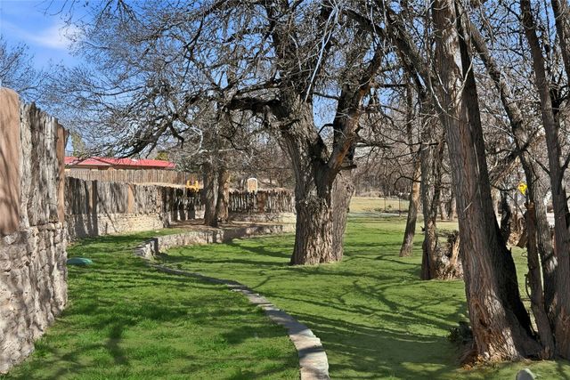 3 A Loma Manzanita, Santa Fe, NM 87506