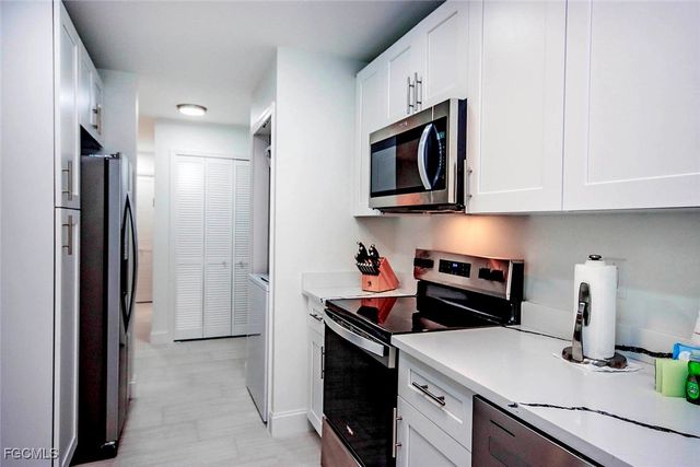 5117 Sea Bell RD A102, Sanibel, FL 33957