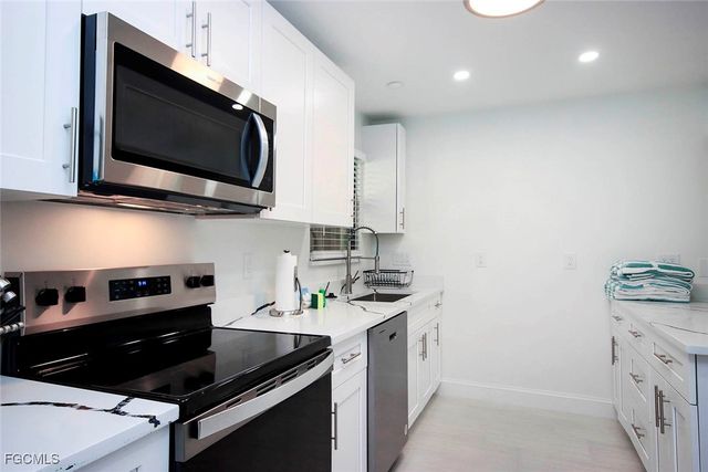 5117 Sea Bell RD A102, Sanibel, FL 33957