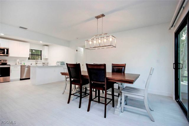 5117 Sea Bell RD A102, Sanibel, FL 33957