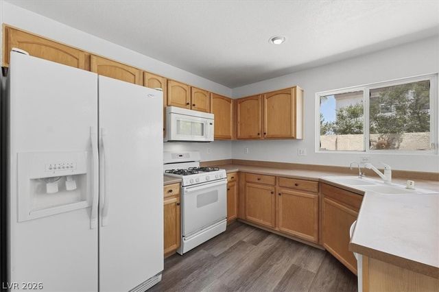 7808 Sungrove Court, Las Vegas, NV 89131