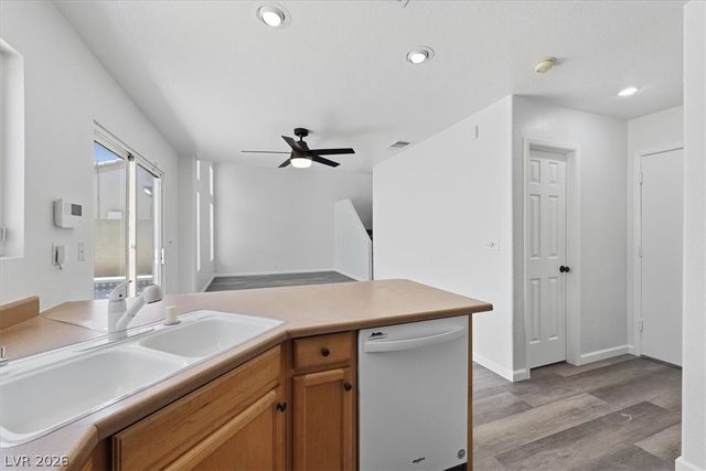 7808 Sungrove Court, Las Vegas, NV 89131