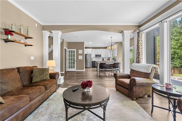 5717 NE Coral Drive, Lee's Summit, MO 64064
