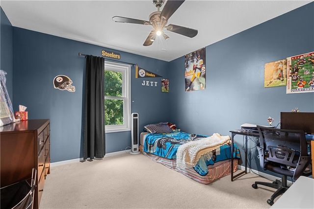 5717 NE Coral Drive, Lee's Summit, MO 64064