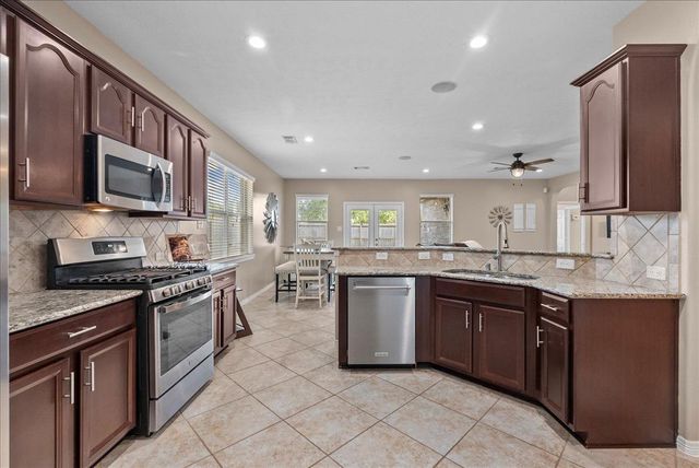 2875 Torano Circle, League City, TX 77573