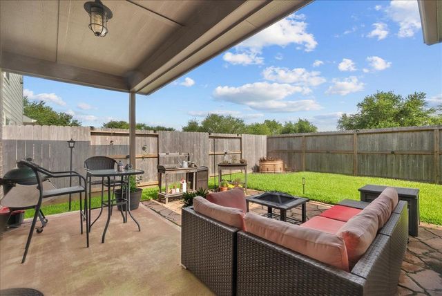 2875 Torano Circle, League City, TX 77573