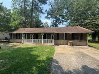 8497 Stonewall Jackson Drive, Jonesboro, GA 30238