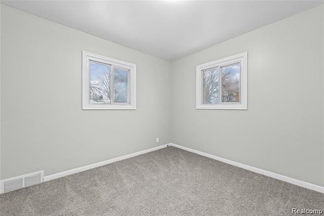 22644 Hill Street, Warren, MI 48091