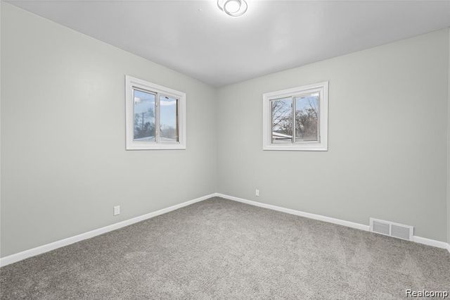 22644 Hill Street, Warren, MI 48091