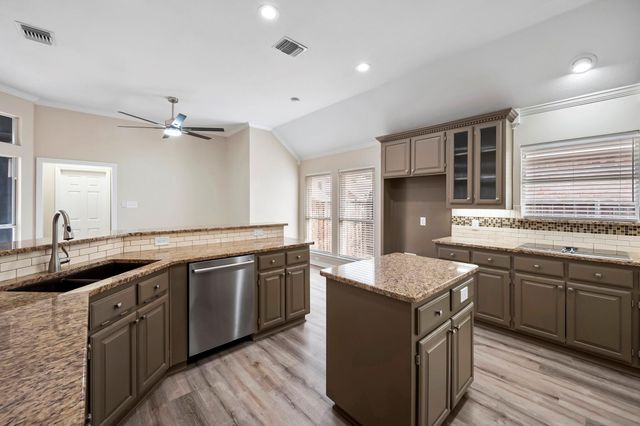 326 Saddle Tree Trail, Coppell, TX 75019