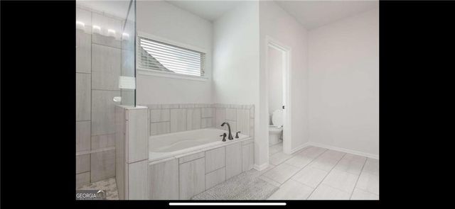 565 Lance View Lane, Lawrenceville, GA 30045