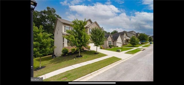 565 Lance View Lane, Lawrenceville, GA 30045