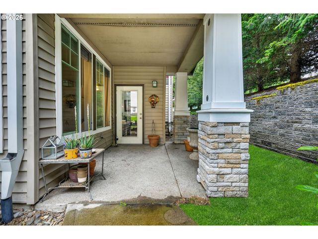 14830 Sw SANDHILL Loop 102, Beaverton, OR 97007