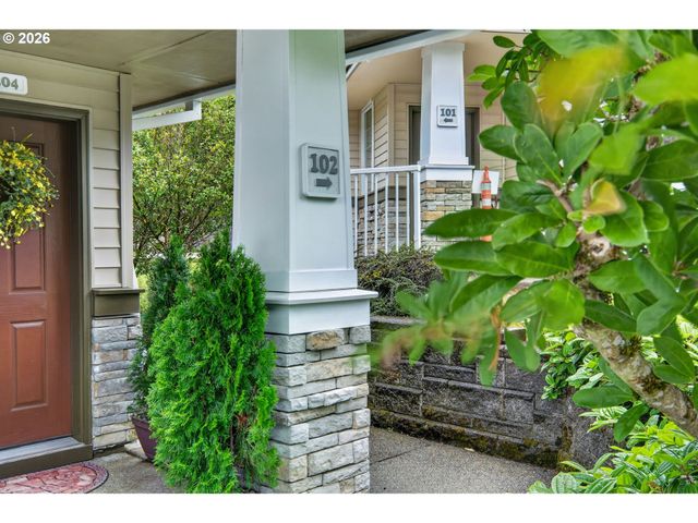 14830 Sw SANDHILL Loop 102, Beaverton, OR 97007