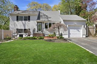 3 Layne Way, Northport, NY 11768