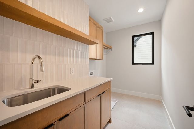 6323 Anita Street, Dallas, TX 75214