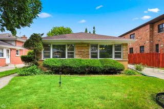 5814 KEENEY Street, Morton Grove, IL 60053