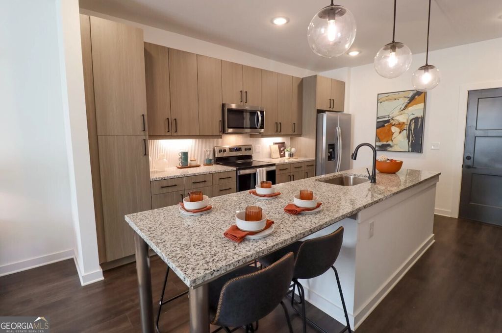 305 Collins Industr Way 3106, Lawrenceville, GA 30043