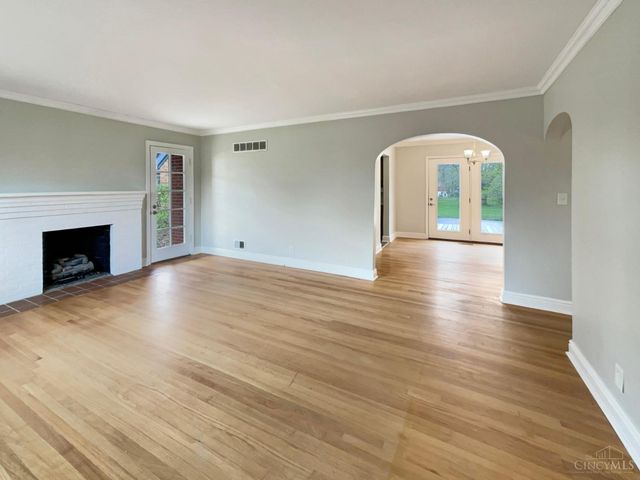 7046 Beechmont Avenue, Anderson Twp, OH 45230