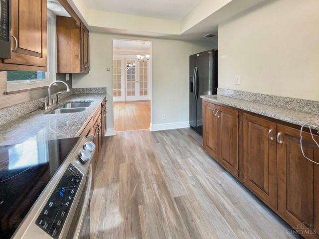 7046 Beechmont Avenue, Anderson Twp, OH 45230