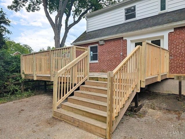 7046 Beechmont Avenue, Anderson Twp, OH 45230