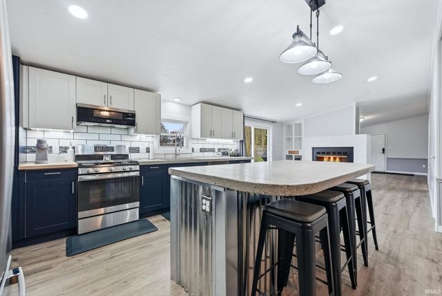 315 Hardy Street, Hudson, IN 46747