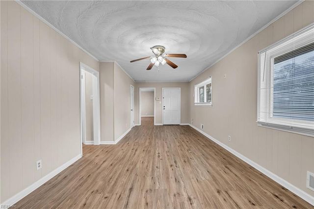 31 Radford ST, Portsmouth, VA 23701