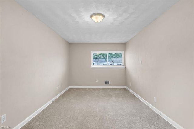 31 Radford ST, Portsmouth, VA 23701