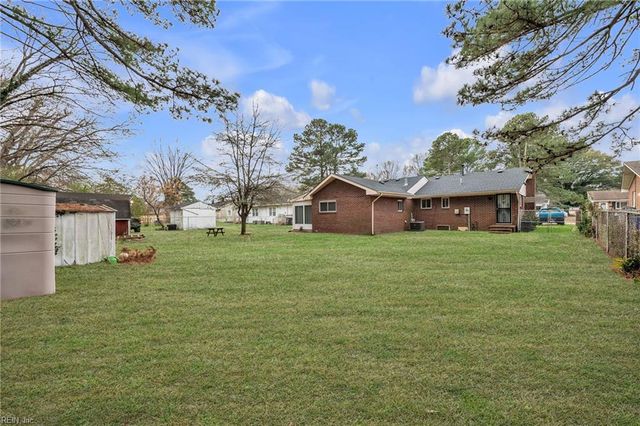 31 Radford ST, Portsmouth, VA 23701