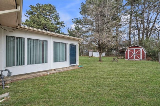 31 Radford ST, Portsmouth, VA 23701