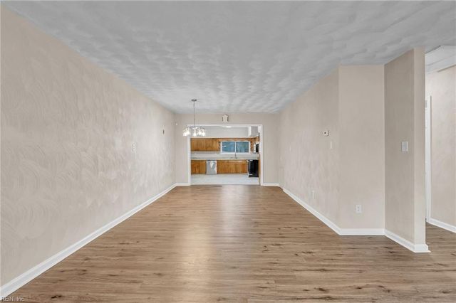 31 Radford ST, Portsmouth, VA 23701