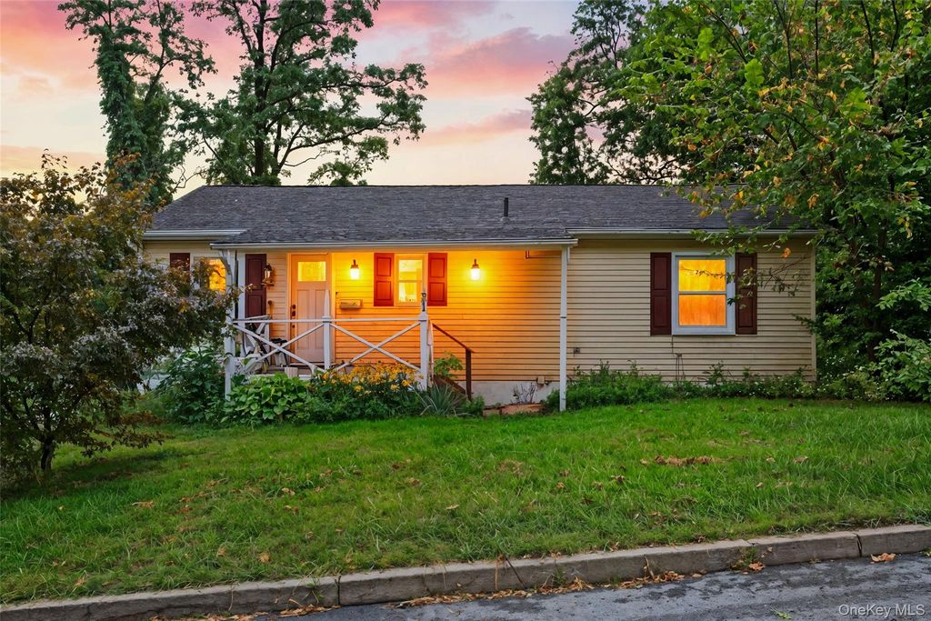 21 School Street, Wappingers Falls, NY 12590