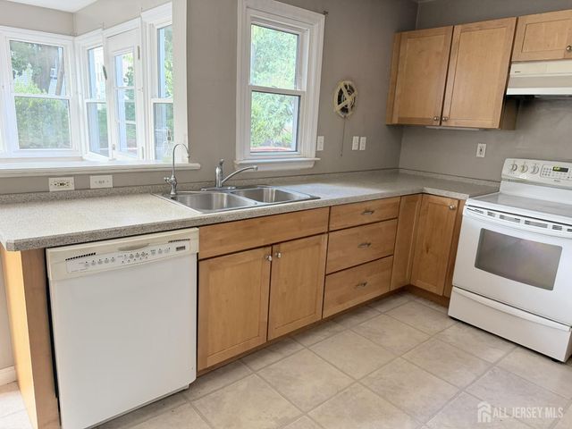 516 Braun Avenue, Highland Park, NJ 08904