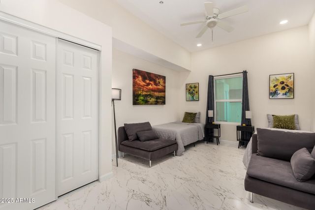 10441 W TWIN OAKS Drive, Sun City, AZ 85351