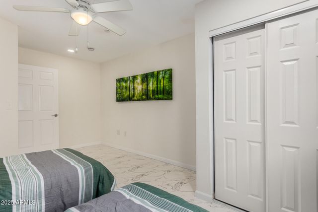 10441 W TWIN OAKS Drive, Sun City, AZ 85351