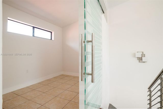 1711 San Remo Cir, Homestead, FL 33035